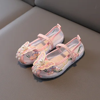  2023 vara noi tradițională chineză femei fete casual slip on adidasi brodate design Fluture brodat pantofi plat q259