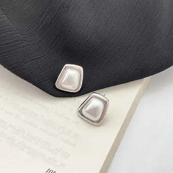 Franceză Retro Pătrat Mic Clip Cercei pentru Femeile Non-Străpuns Urechile la Modă Simplu de Lux Lumina Imitații de Perle Clip pe Cercei